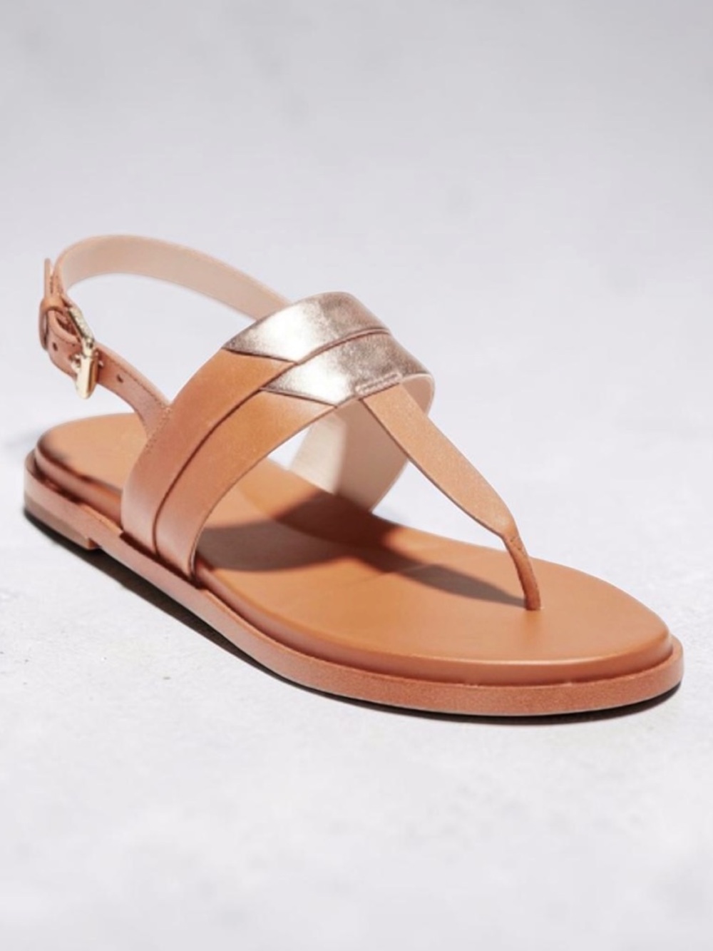 COLE HAAN AINSLEE GOLD CARAMEL THONG SANDALS SIZE 9B